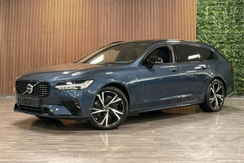 Volvo V90 (2023)