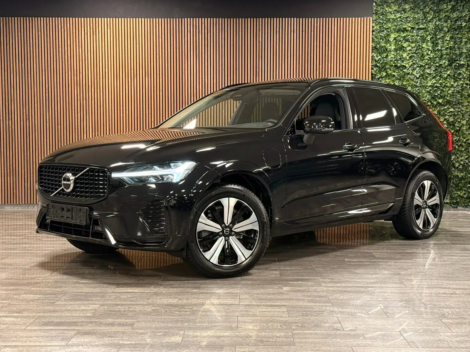 Volvo XC60 (2023) — foto 1