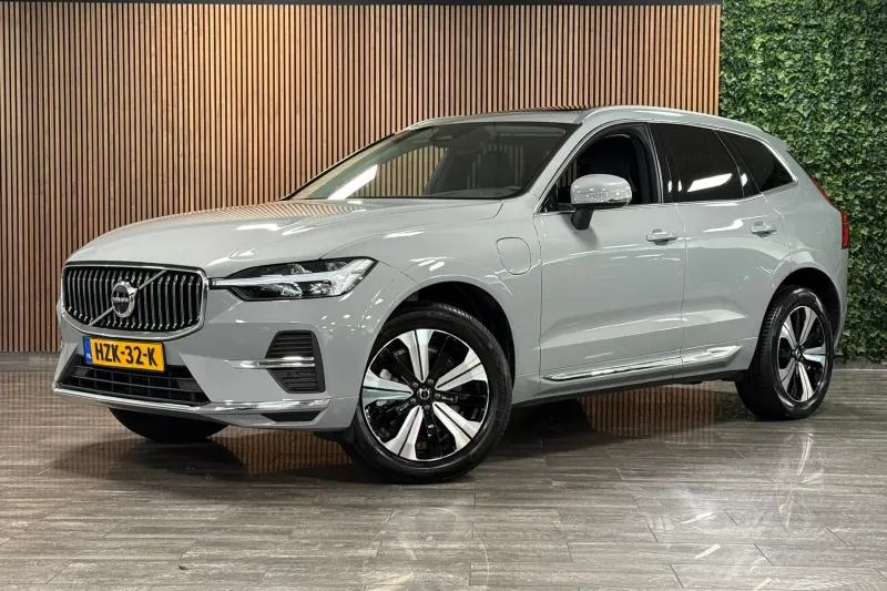 Volvo XC60 (2025)