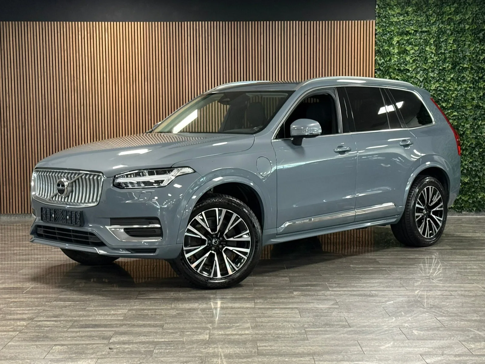 Volvo XC90 (2022) — foto 1