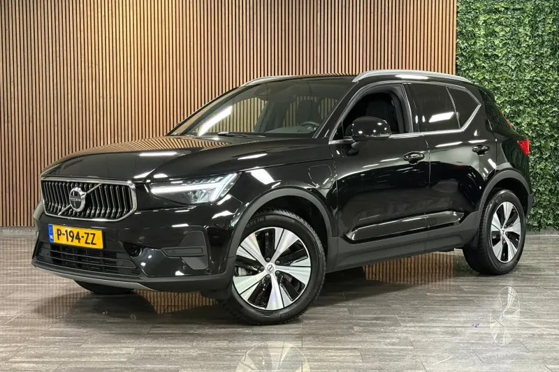 Volvo XC40 (2022)