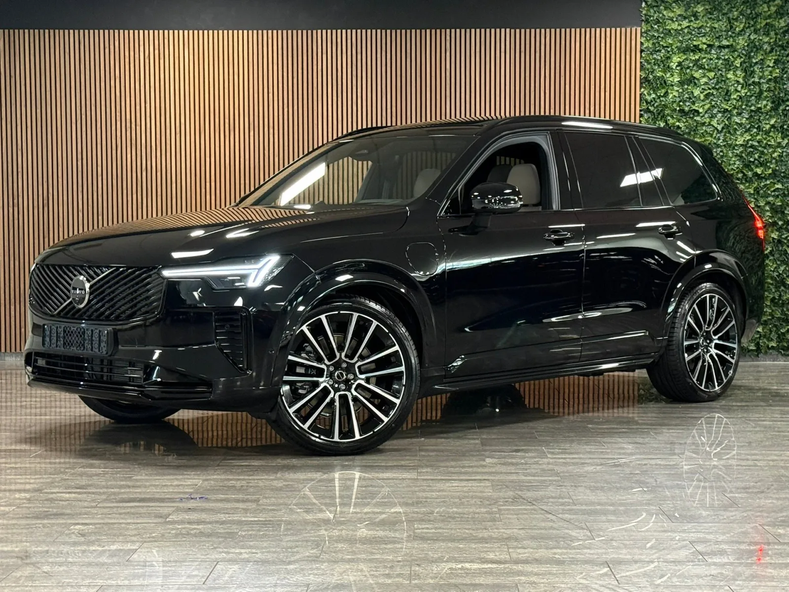Volvo XC90 (2026) — foto 1
