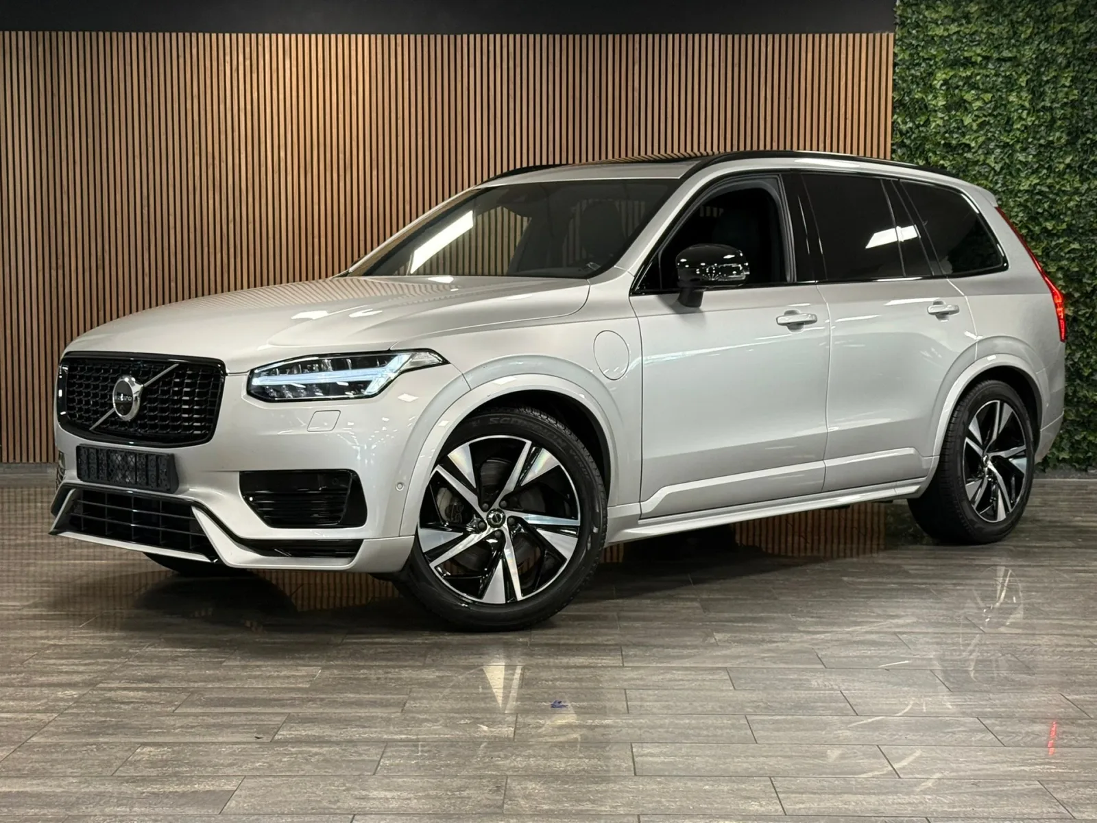 Volvo XC90 (2022) — foto 1