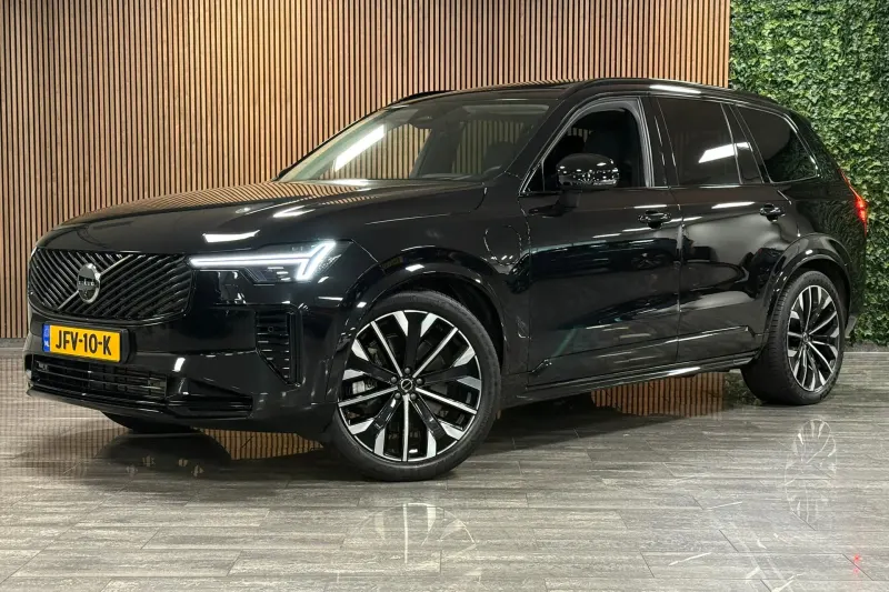 Volvo XC90 (2025)