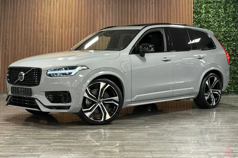 Volvo XC90 (2025)