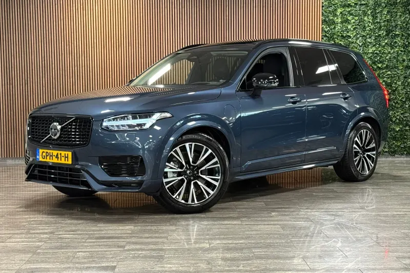 Volvo XC90 (2024)