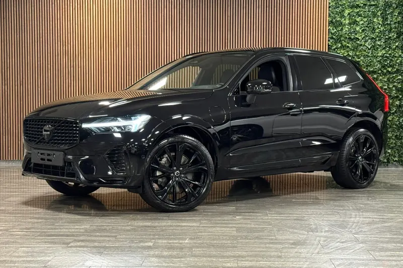 Volvo XC60 (2024)