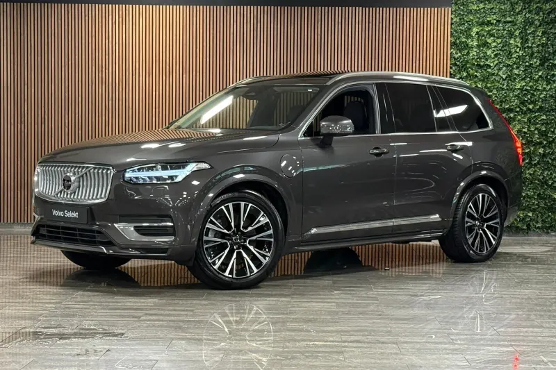 Volvo XC90 (2024)