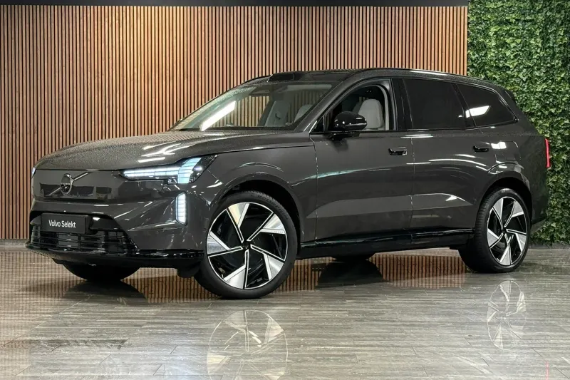 Volvo EX90 (2025)