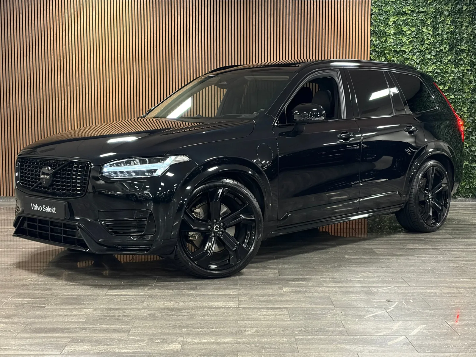 Volvo XC90 (2024) — foto 1