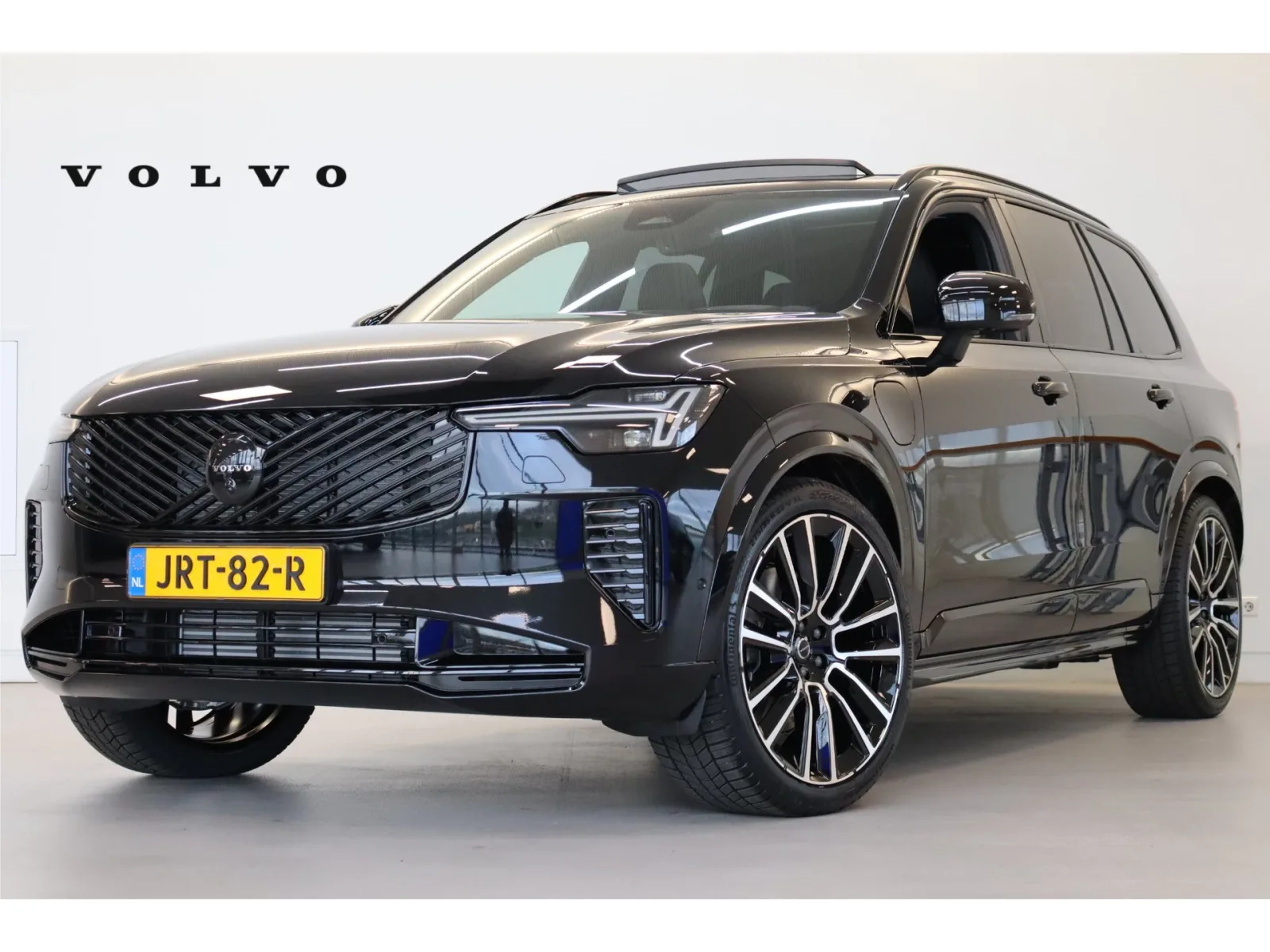 Volvo XC90 (2026) — foto 1
