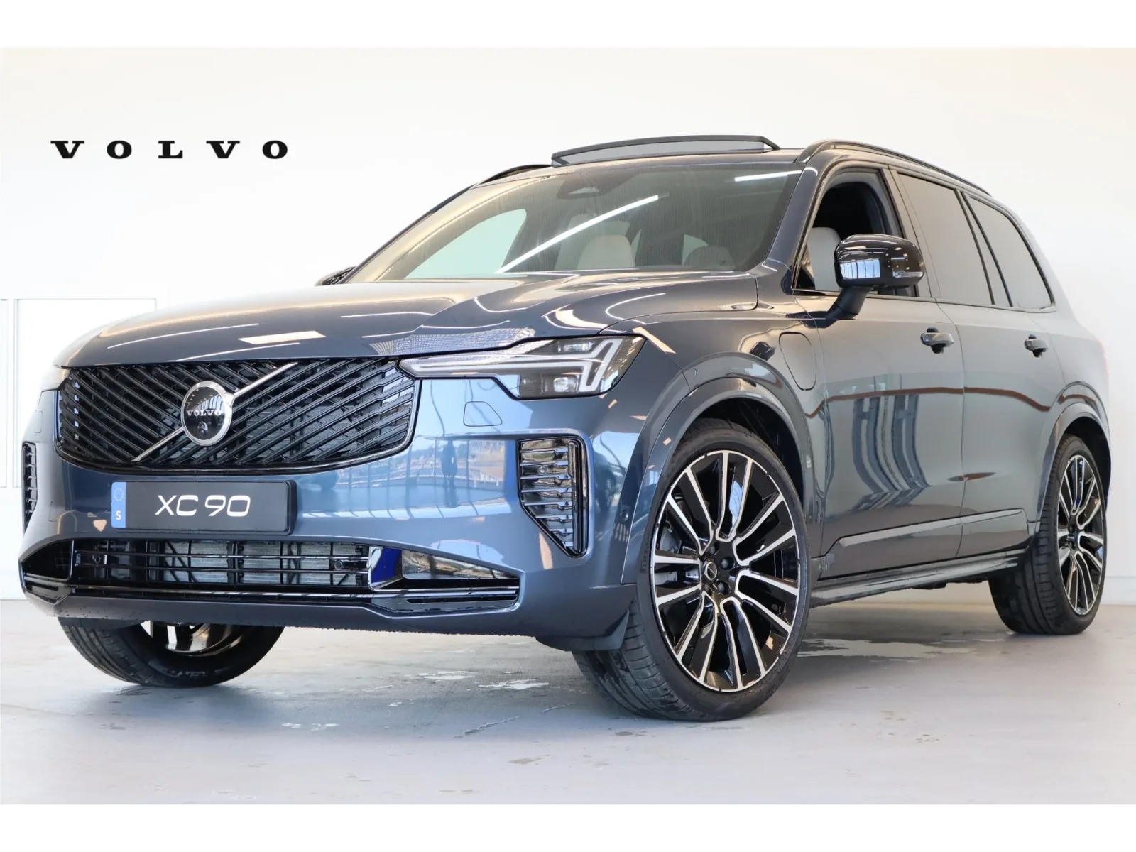 Volvo XC90 (2026) — foto 1