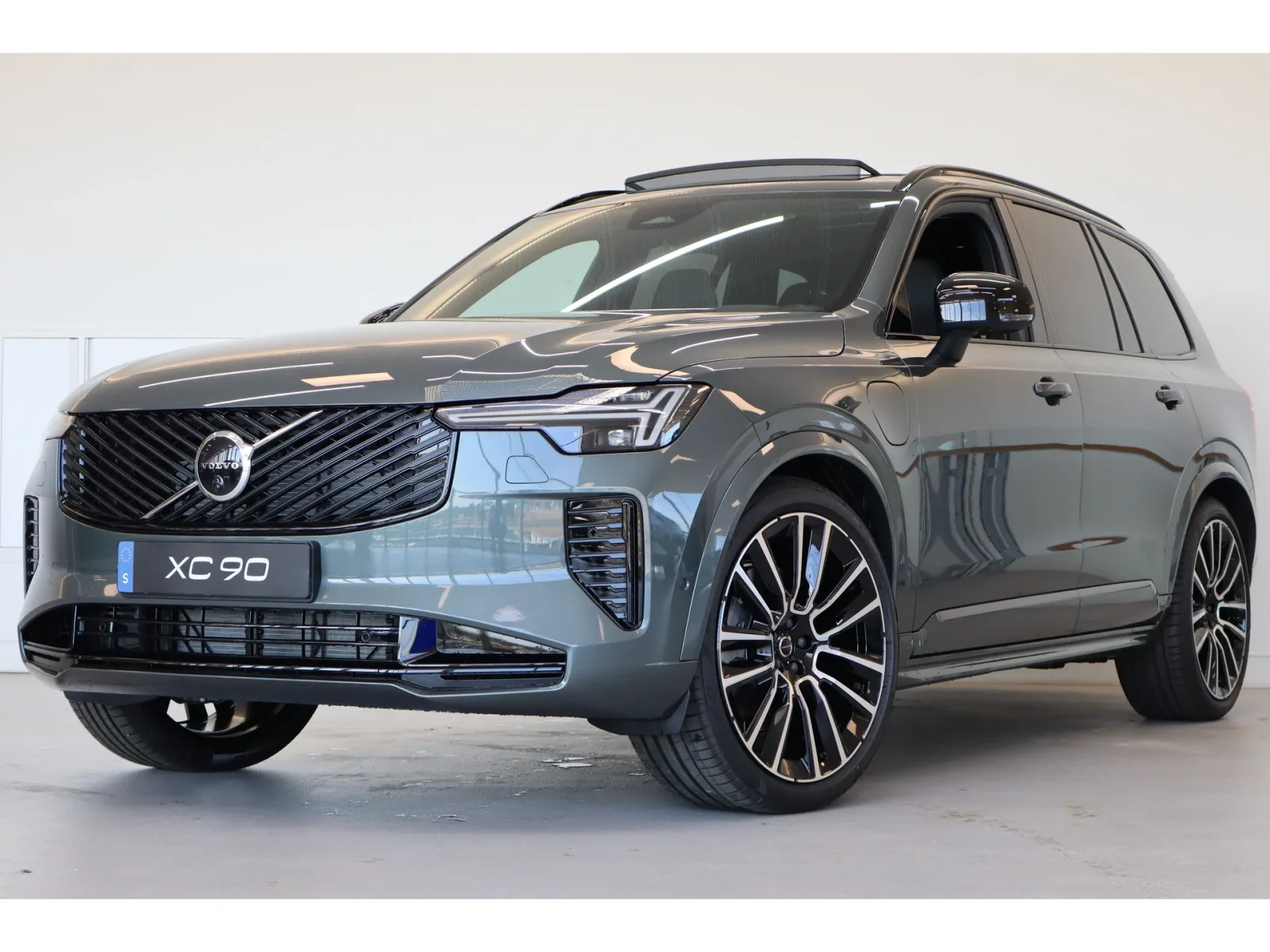 Volvo XC90 (2026) — foto 1