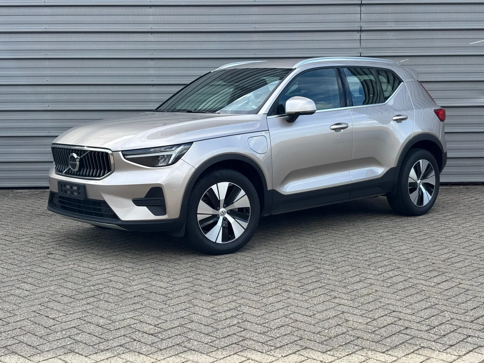 Volvo XC40 (2022) — foto 1