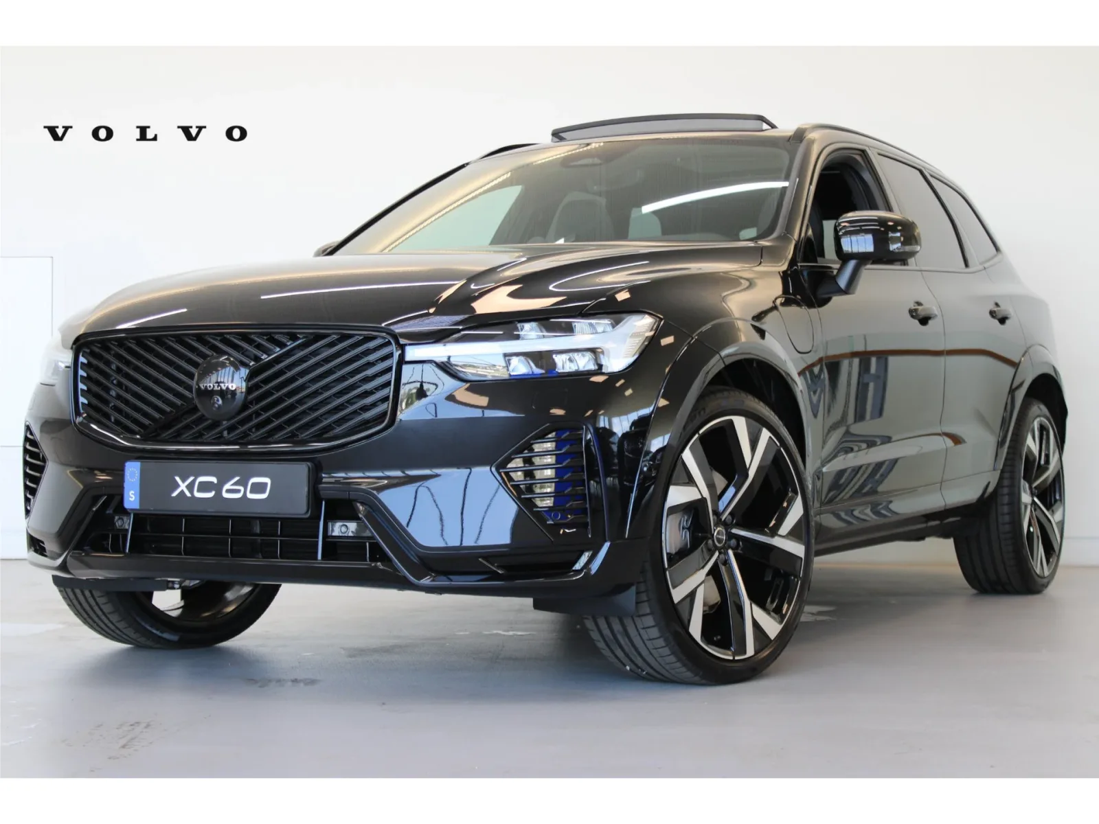 Volvo XC60 (2026) — foto 1