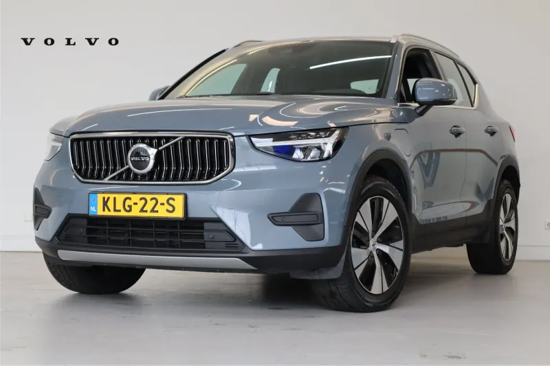 Volvo XC40 (2023)