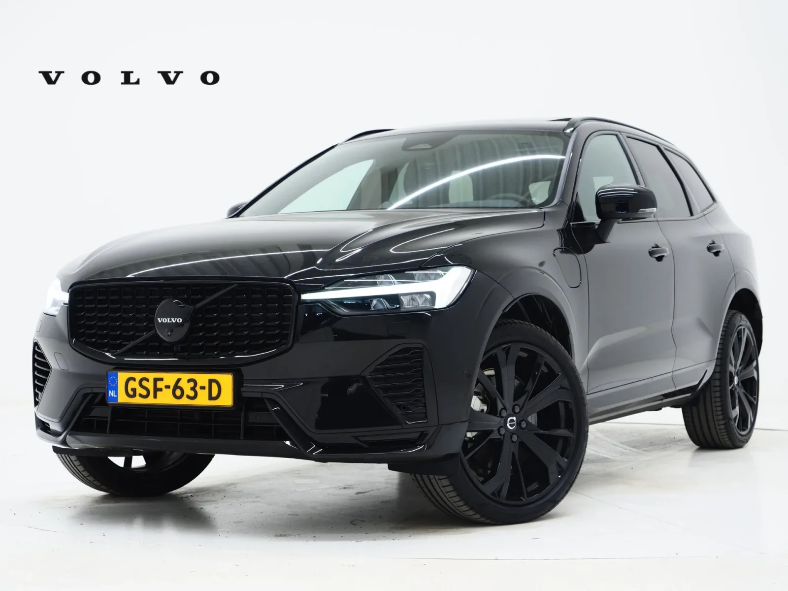 Volvo XC60 (2024) — foto 1