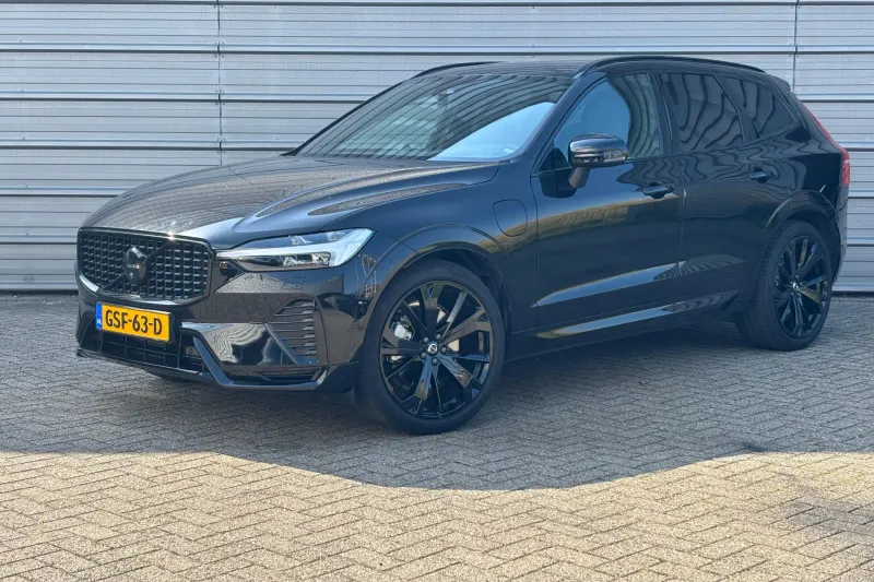 Volvo XC60 (2024)