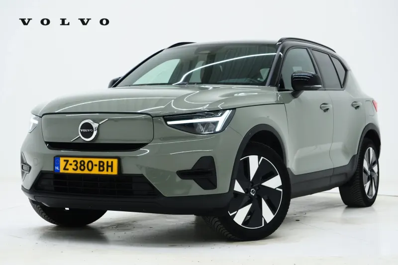 Volvo XC40 (2024)