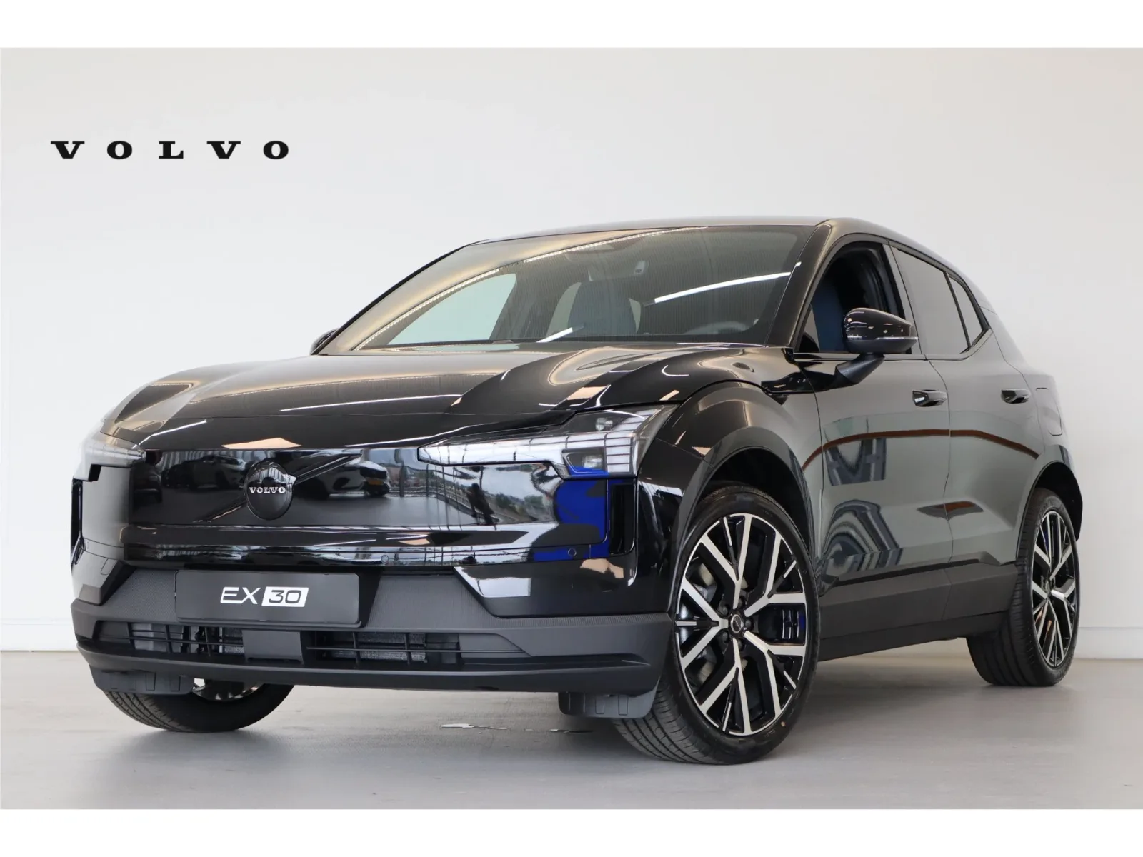 Volvo EX30 (2026) — foto 1