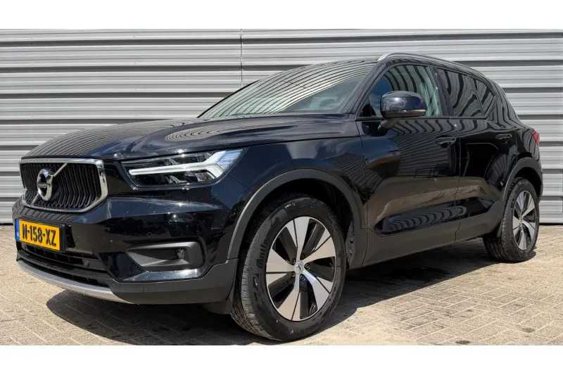 Volvo XC40 (2021)
