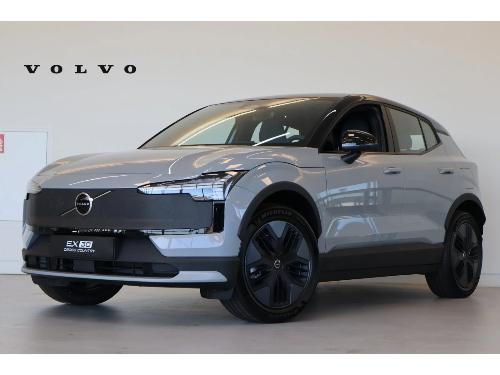 Volvo EX30 (2026) — foto 1