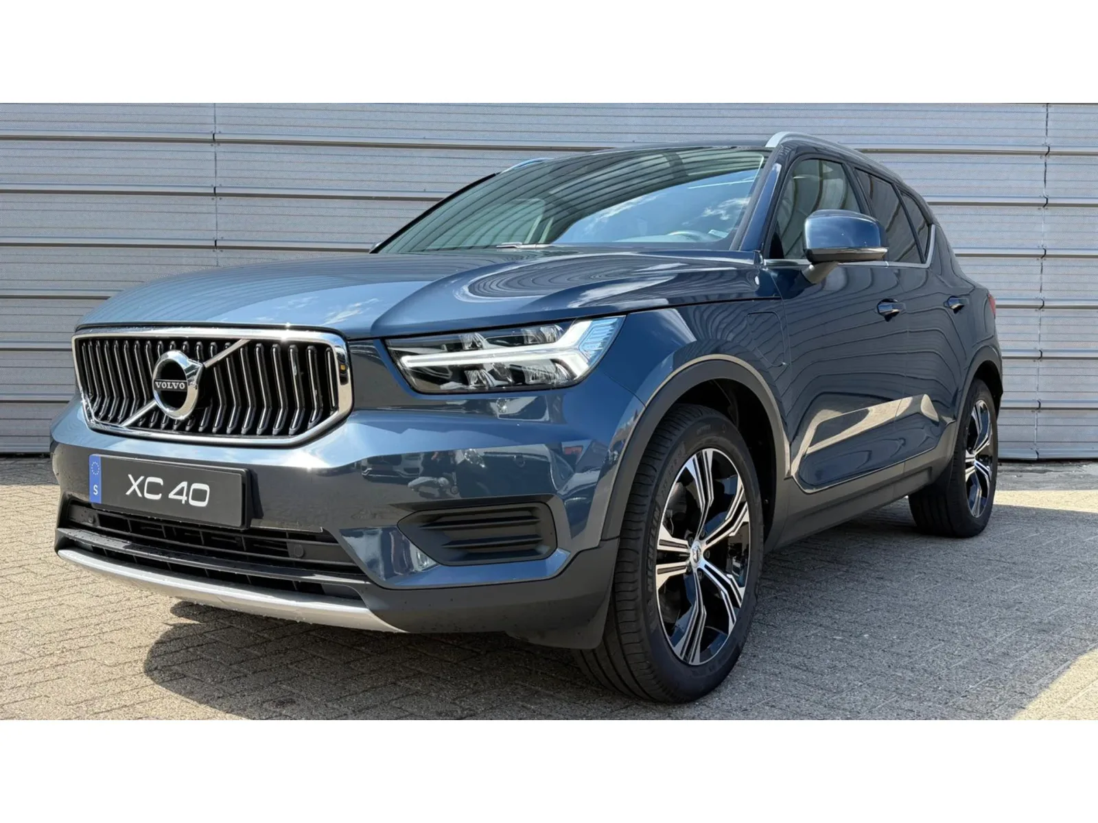 Volvo XC40 (2022) — foto 1