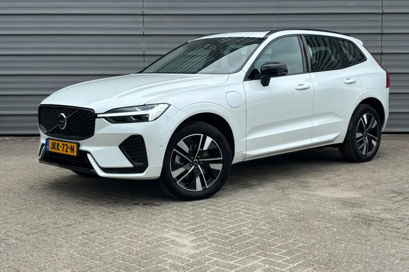 Volvo XC60 (2025)