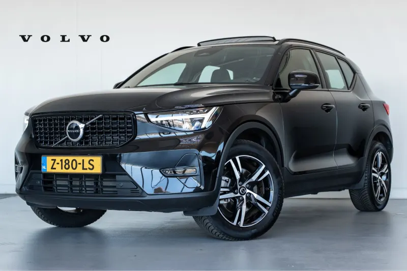 Volvo XC40 (2024)