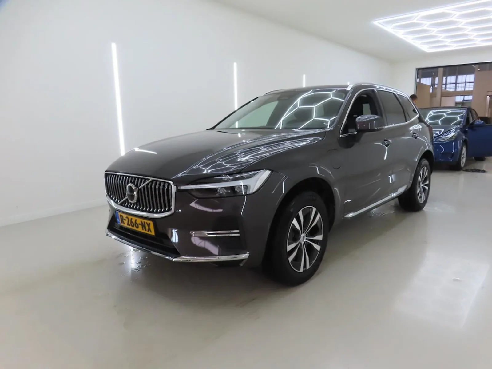 Volvo XC60 (2022) — foto 1