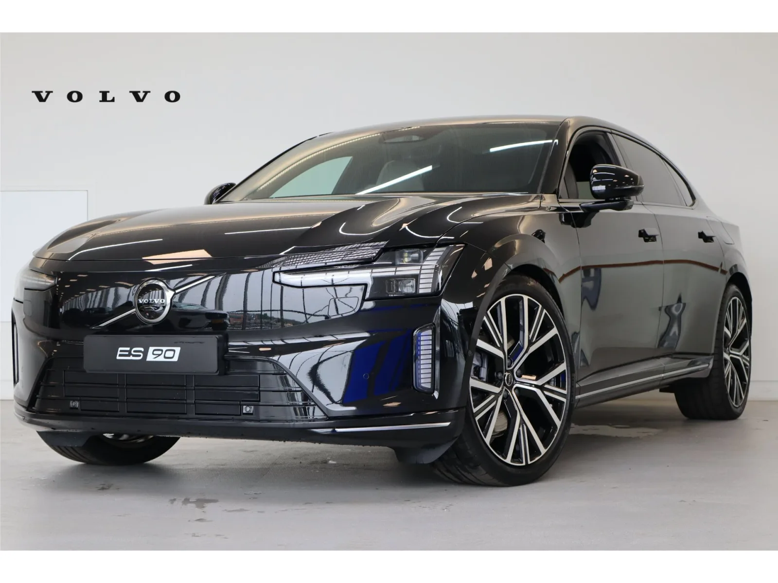 Volvo ES90 (2026) — foto 1