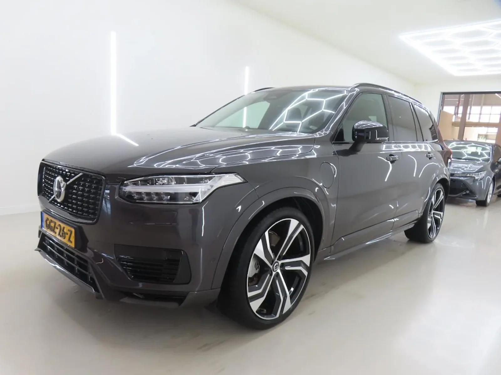 Volvo XC90 (2024) — foto 1