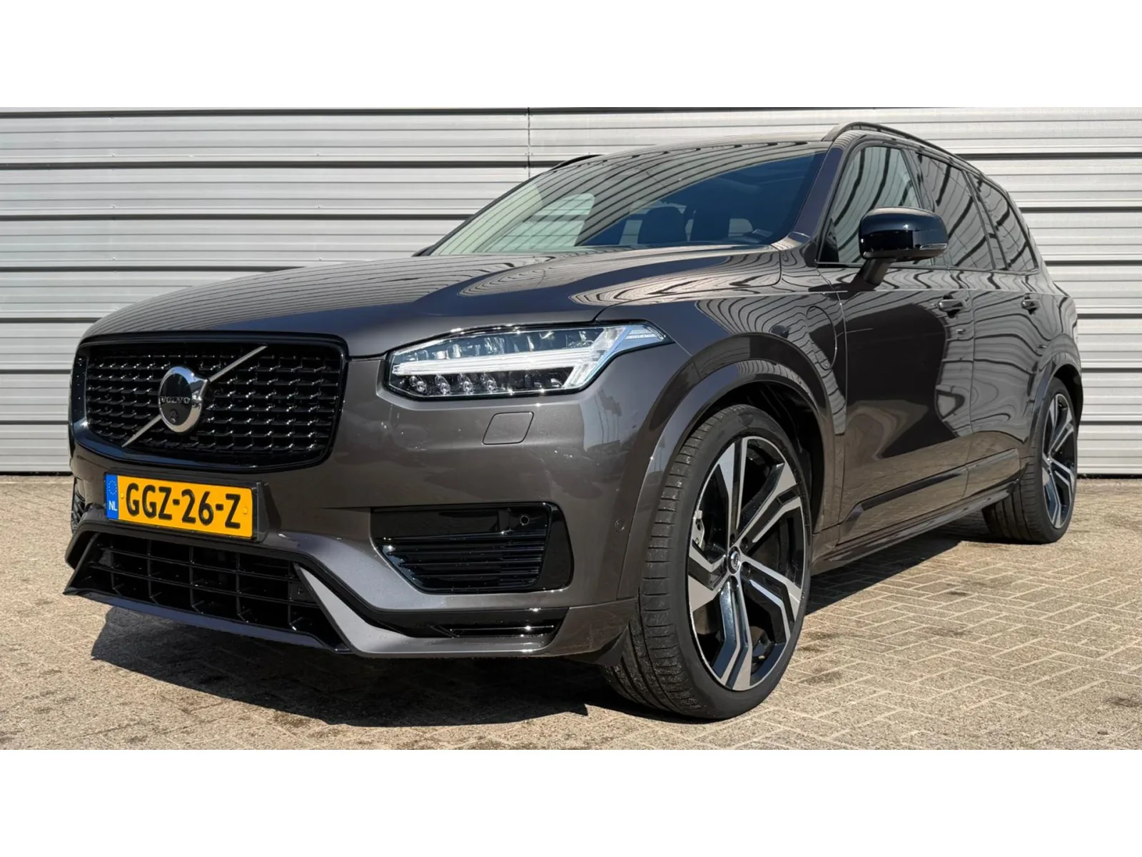 Volvo XC90 (2024) — foto 1