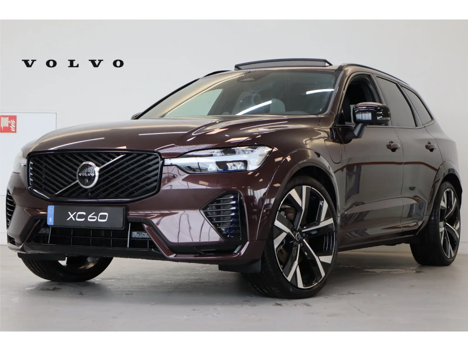 Volvo XC60 (2026) — foto 1