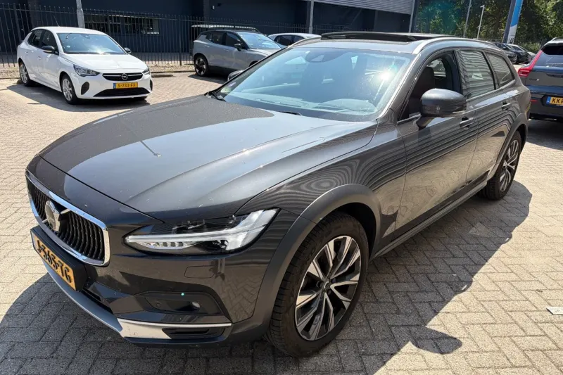 Volvo V90 (2020)