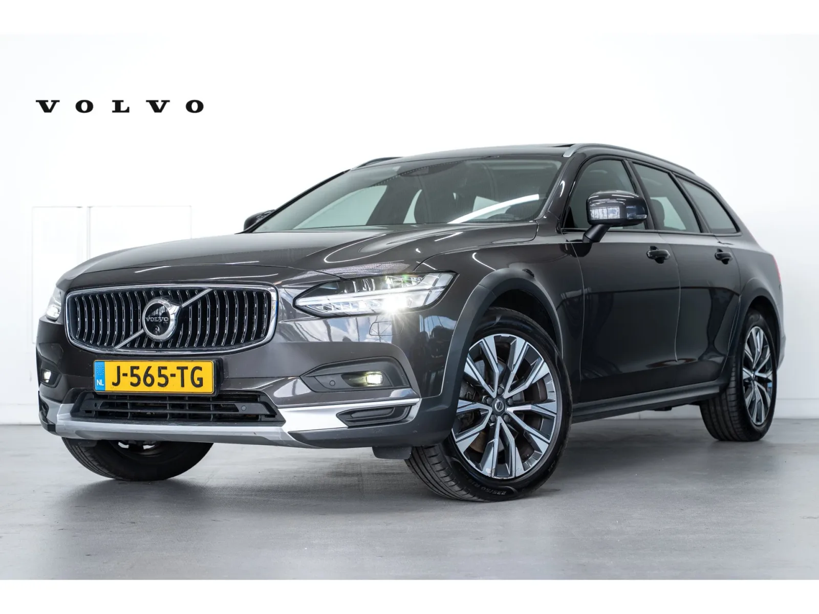 Volvo V90 (2020) — foto 1