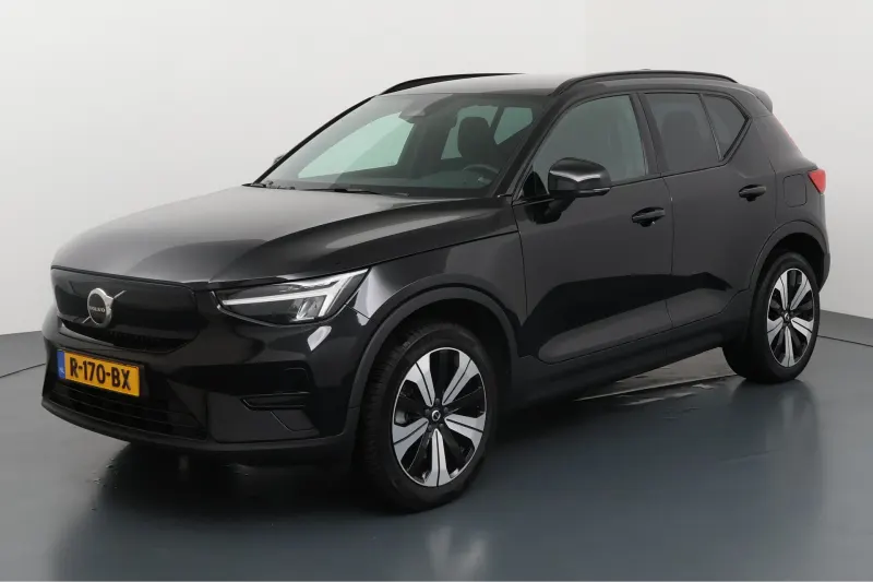 Volvo XC40 (2022)