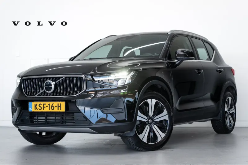 Volvo XC40 (2023)