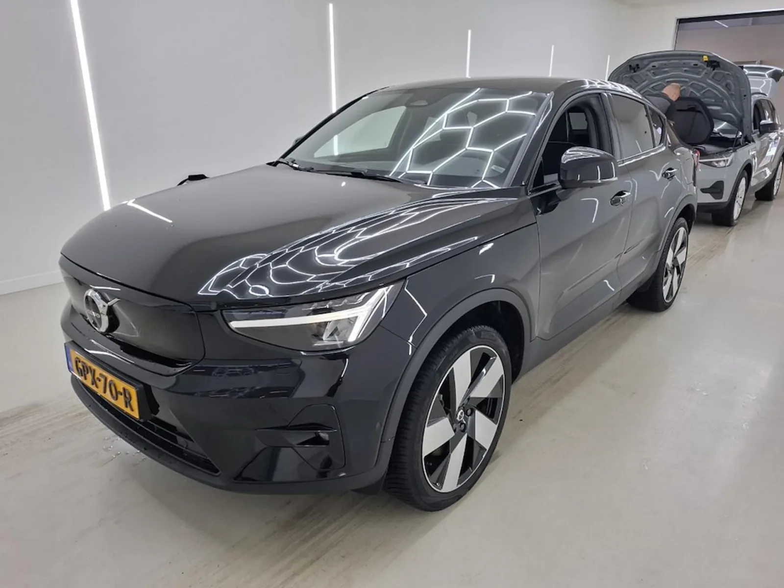 Volvo C40 (2024) — foto 1
