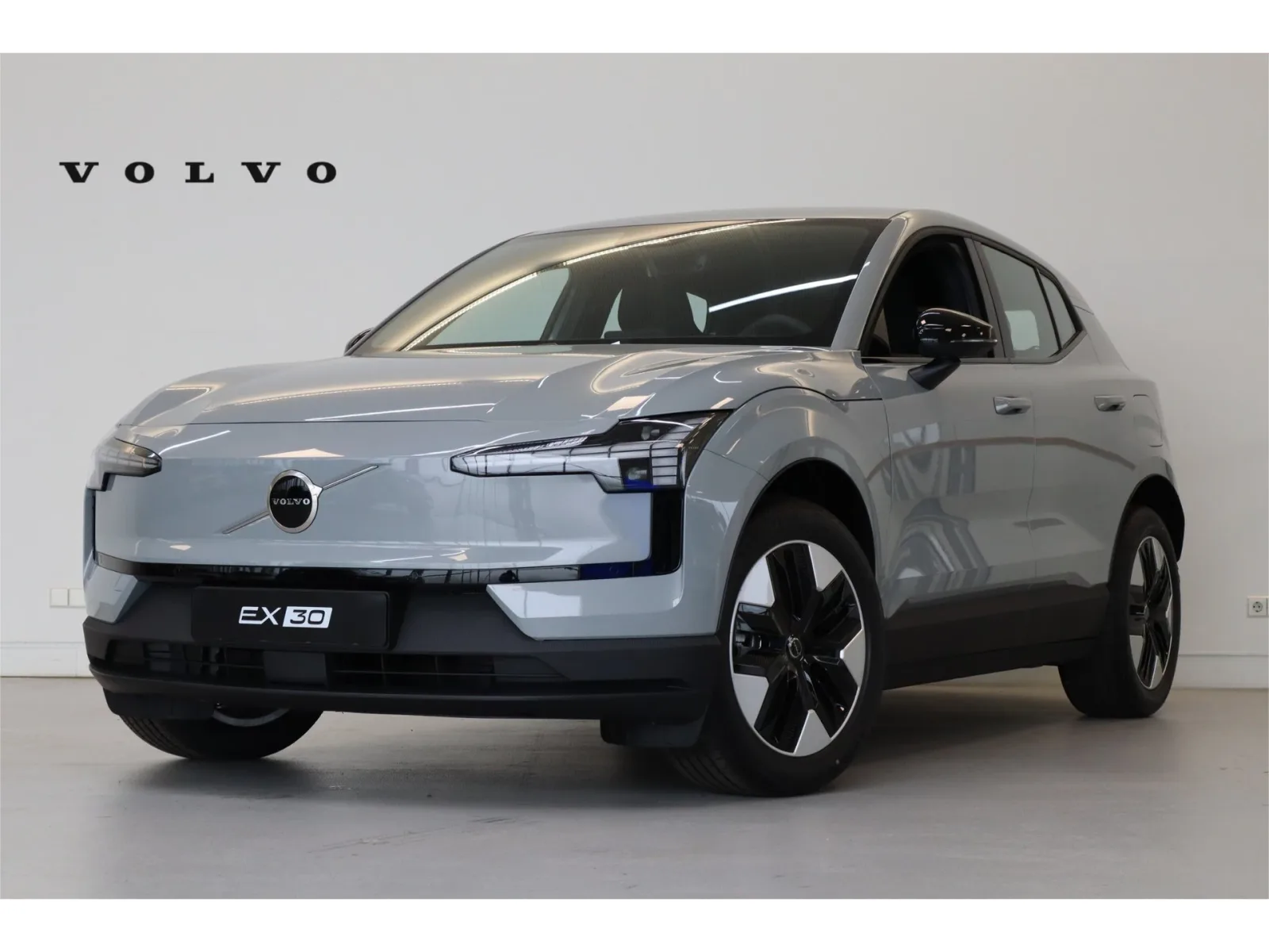 Volvo EX30 (2026) — foto 1