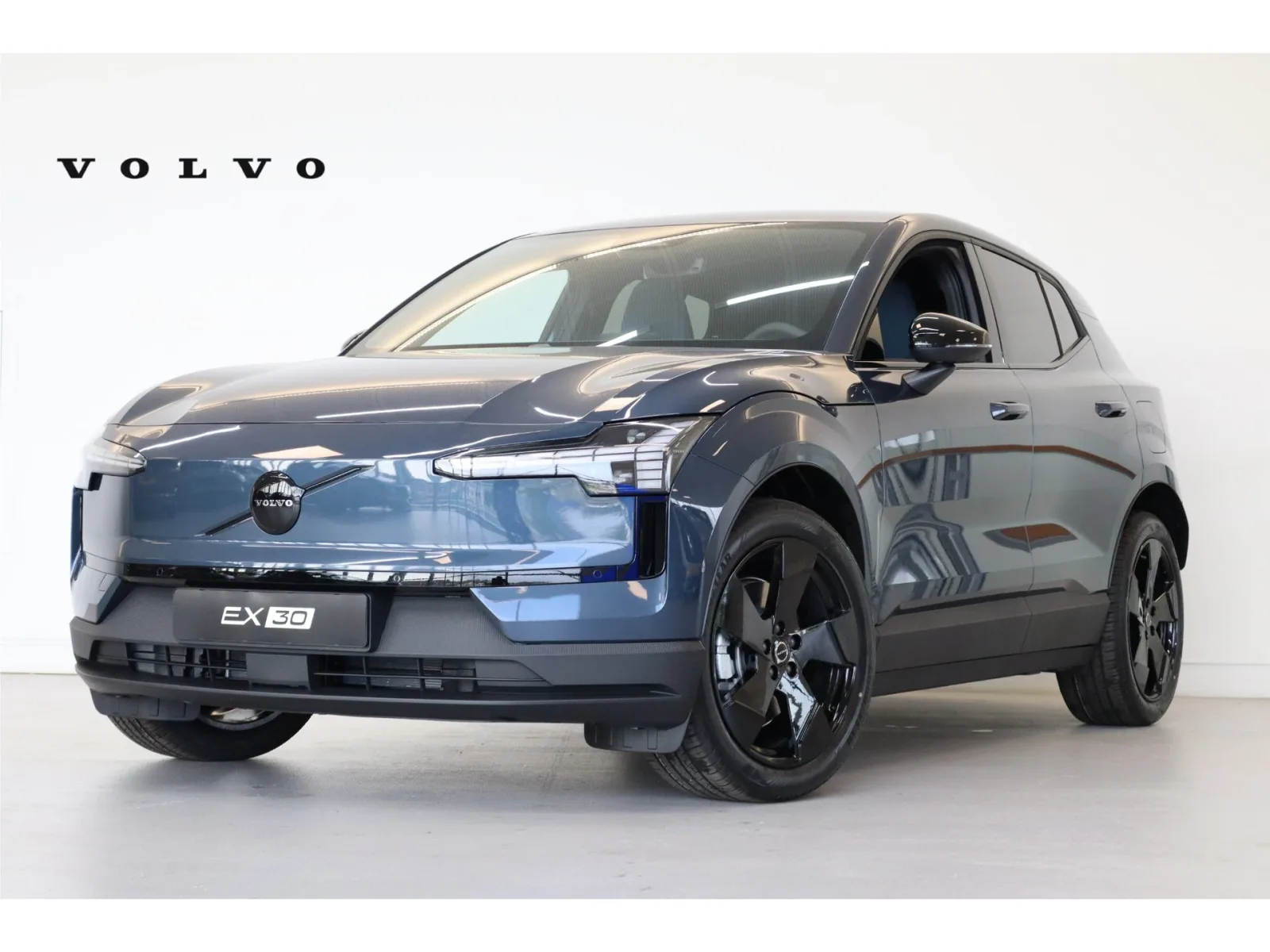 Volvo EX30 (2026) — foto 1
