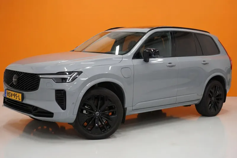 Volvo XC90 (2025)