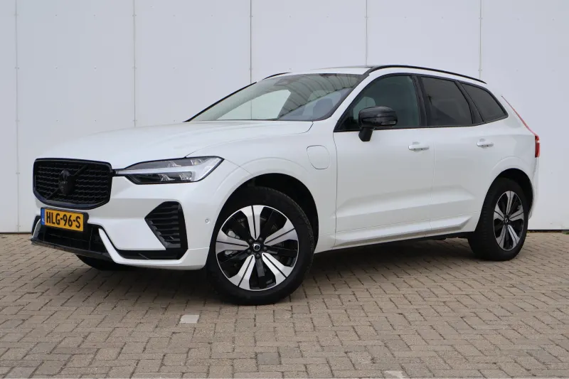 Volvo XC60 (2025)