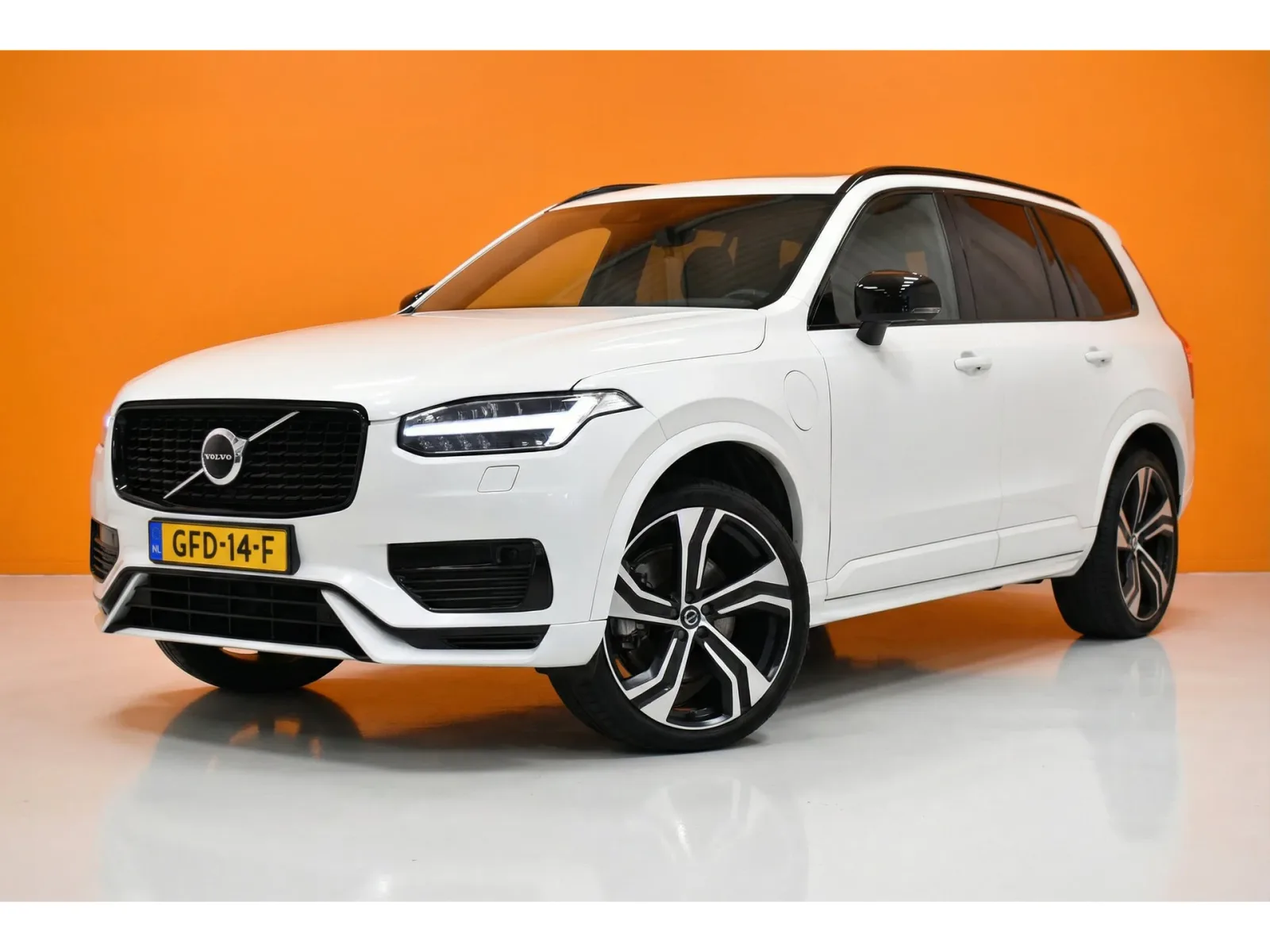 Volvo XC90 (2022) — foto 1