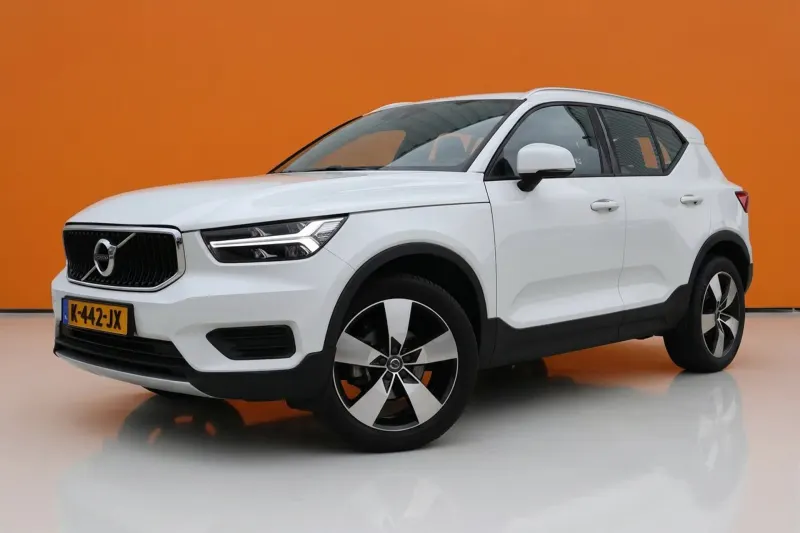 Volvo XC40 (2021)