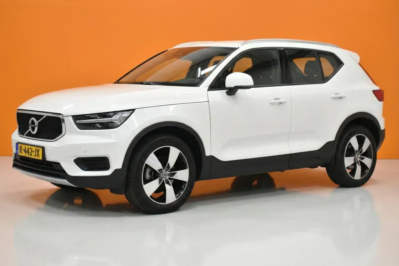 Volvo XC40 (2021)