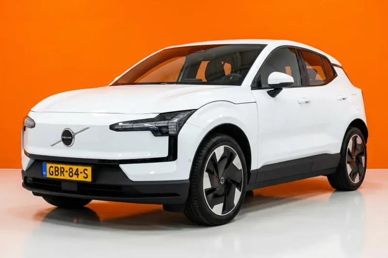 Volvo EX30 (2024)