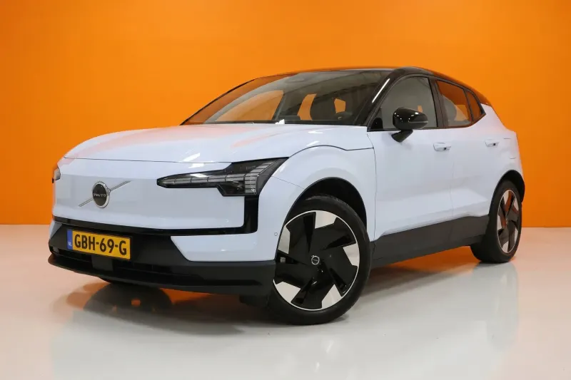 Volvo EX30 (2024)