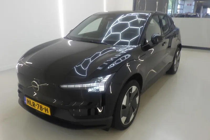 Volvo EX30 (2025)