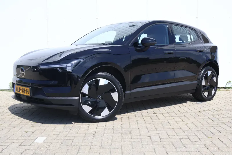 Volvo EX30 (2025)